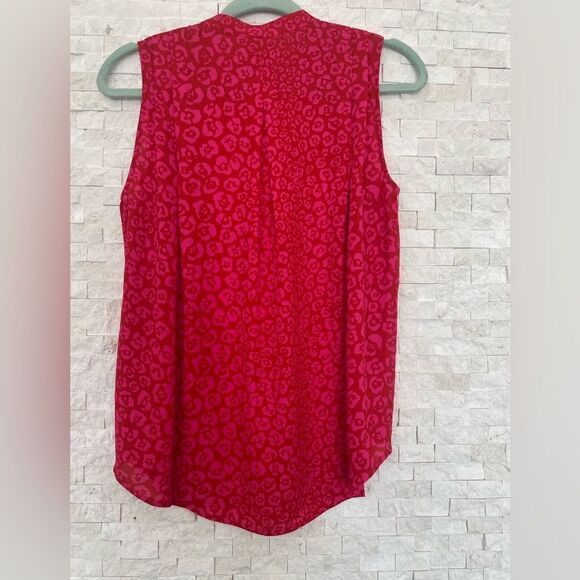 Cabi Red Kiss Top Blouse. Size Small.  NWOT. - Picture 4 of 8